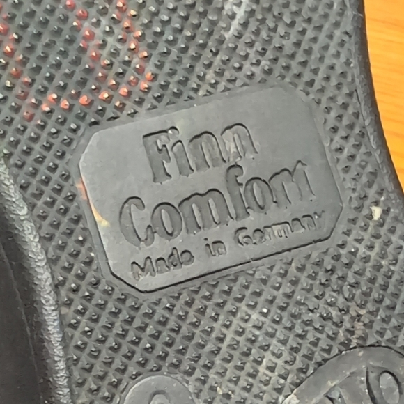 Finn Comfort Brown Leather Men's Slip-on Loafers - Picture 9 of 11